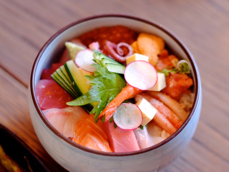 Sushi Roku Chirashi Bowl