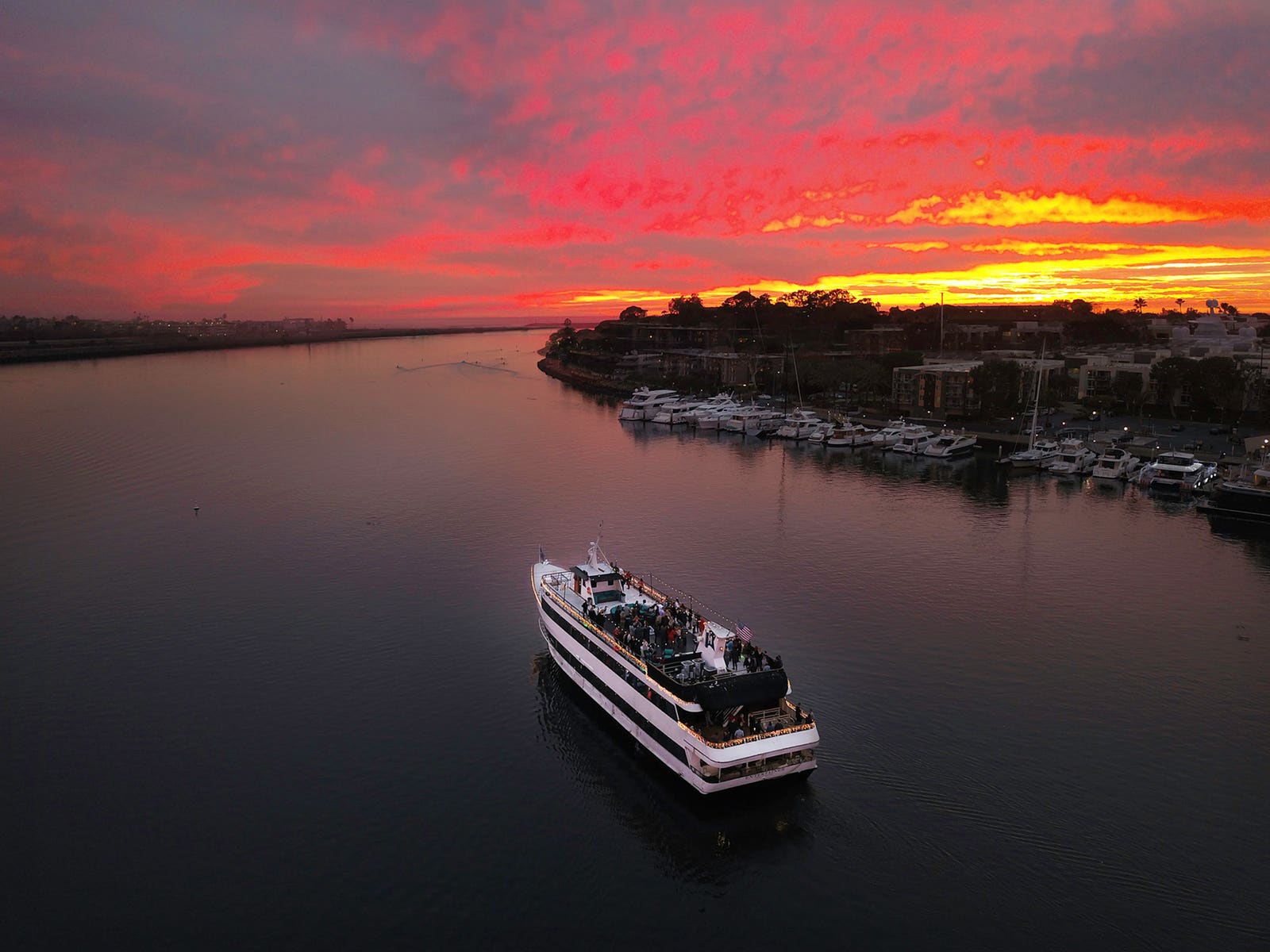 Hornblower Cruises and Events Sunset