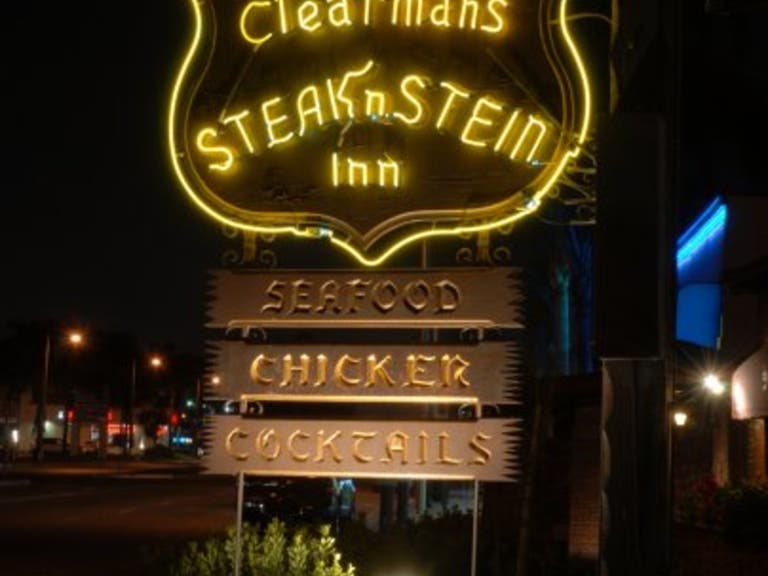 Steak 'n Stein