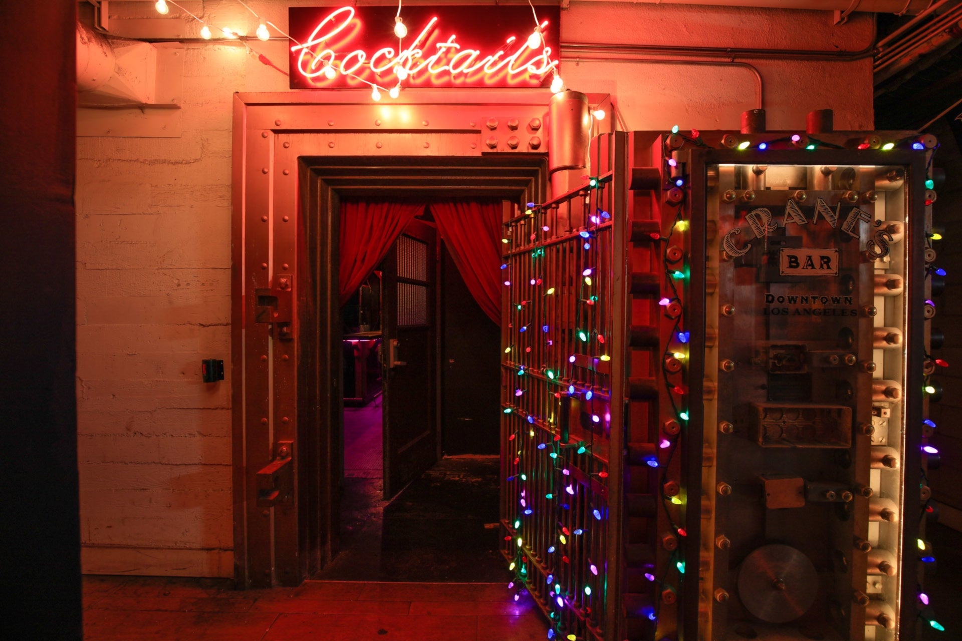 Crane’s Bar Downtown