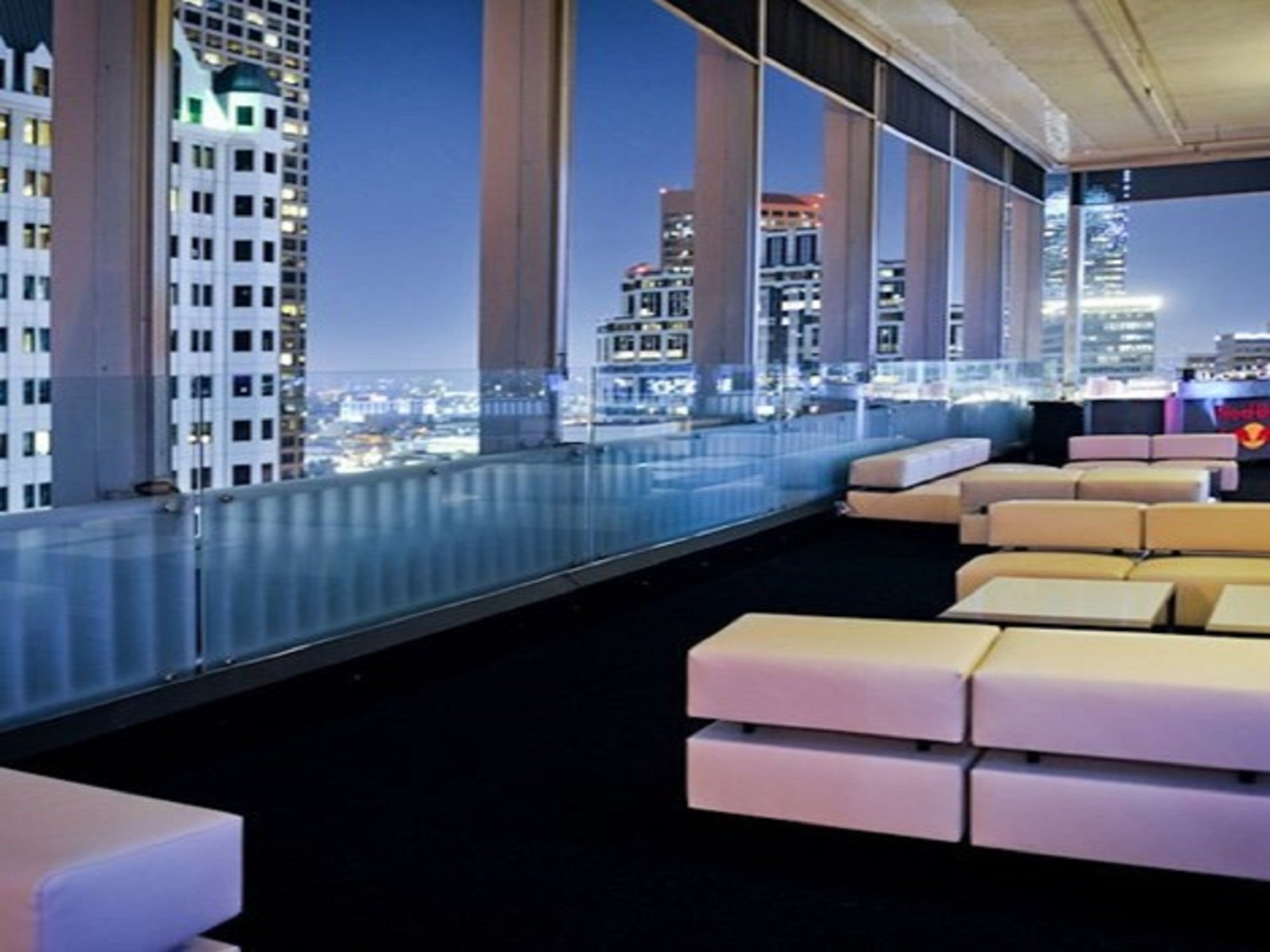 Elevate Lounge Discover Los Angeles