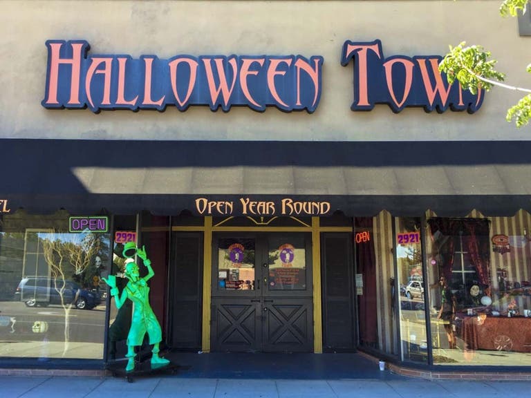 Halloween Town 1