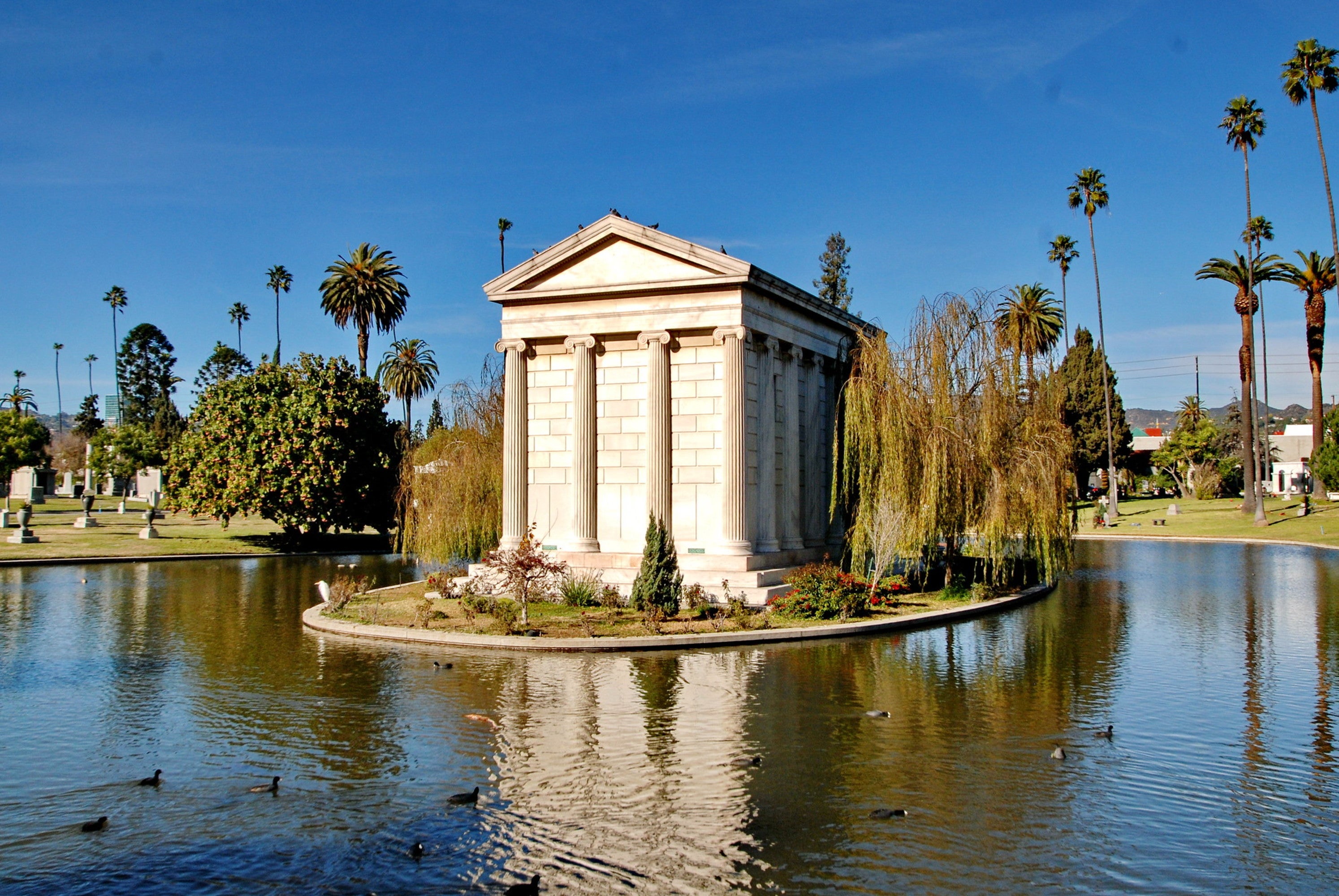 los angeles cemetery tours