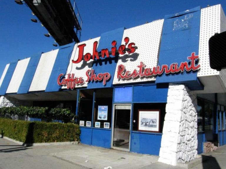 Johnie's Coffee Shop