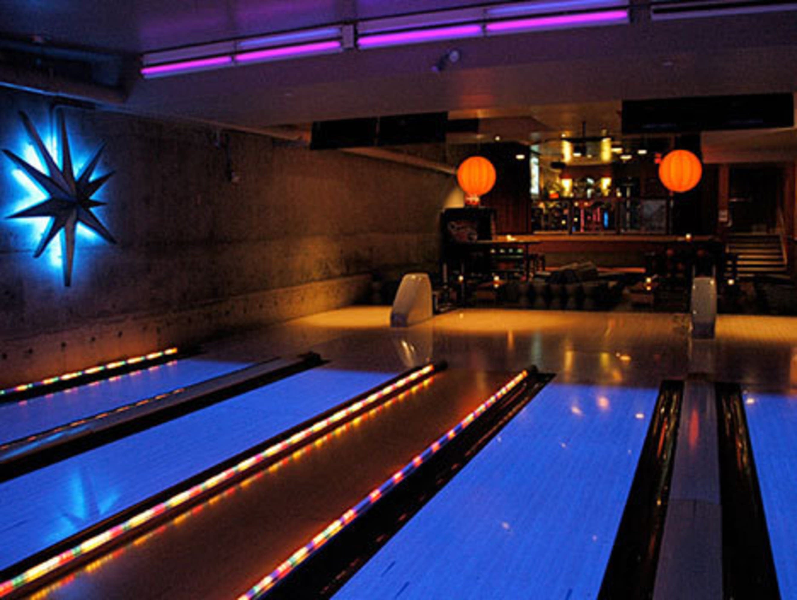 Lucky Strike Lanes Hollywood Discover Los Angeles