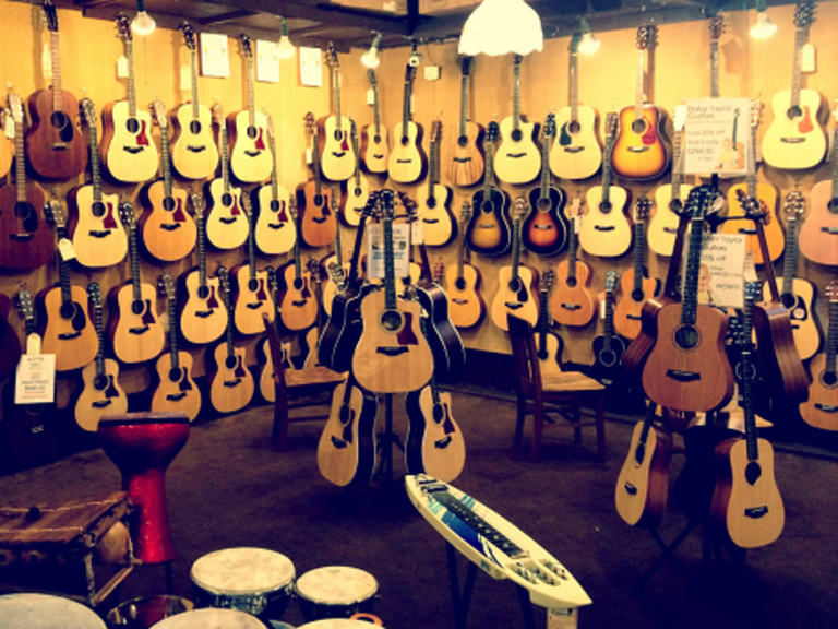 Primary image for McCabe's Guitar Shop