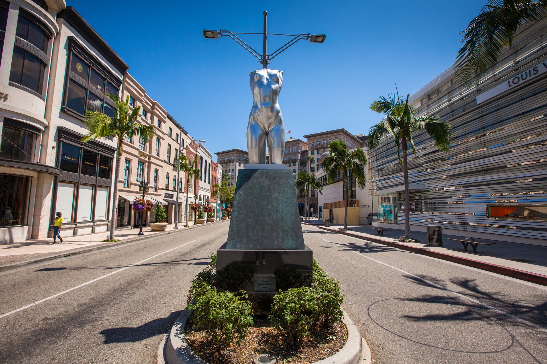 RODEO DRIVE - An epicenter of luxury, fashion and lifestyle