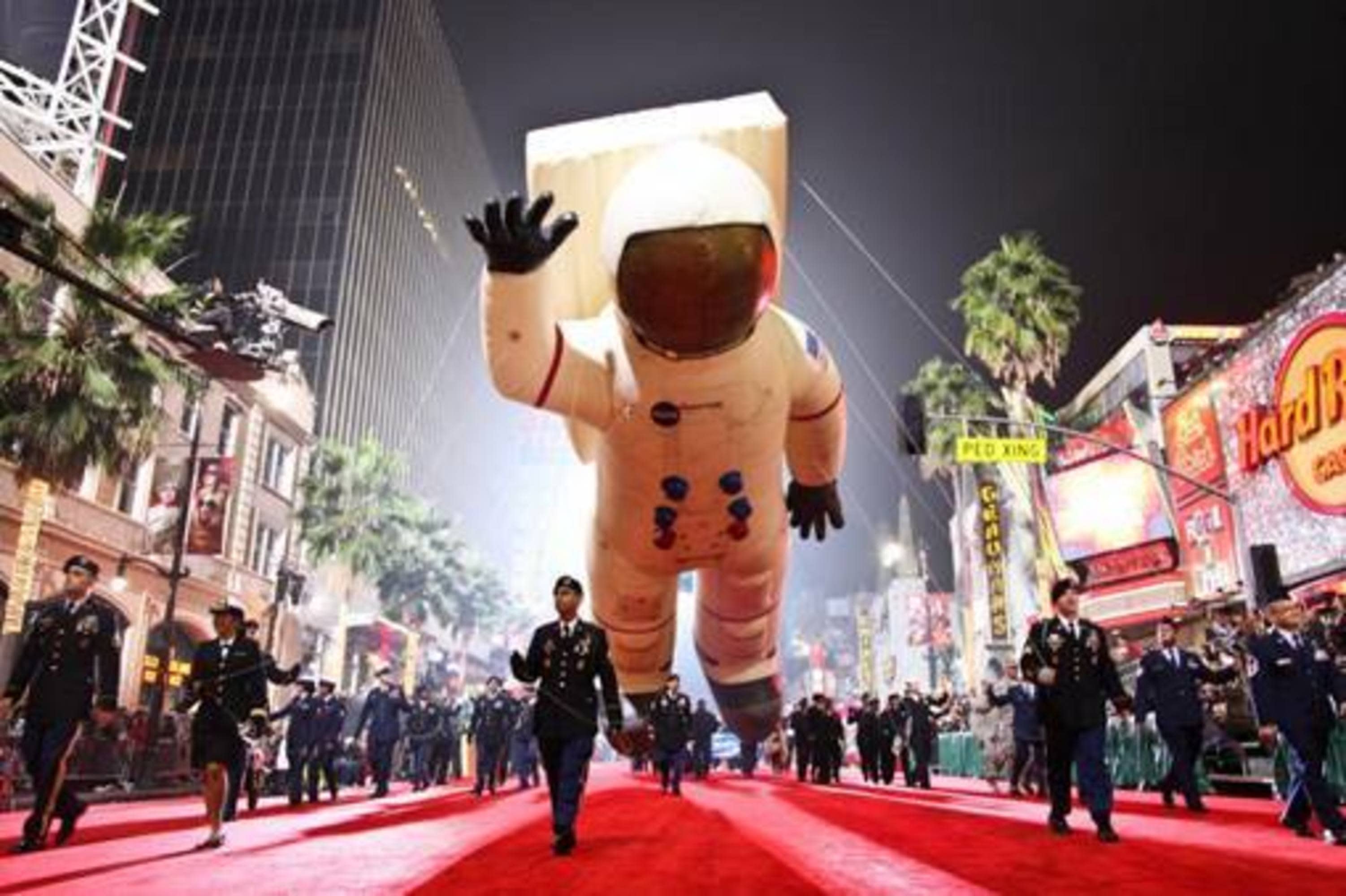 The Hollywood Christmas Parade Discover Los Angeles