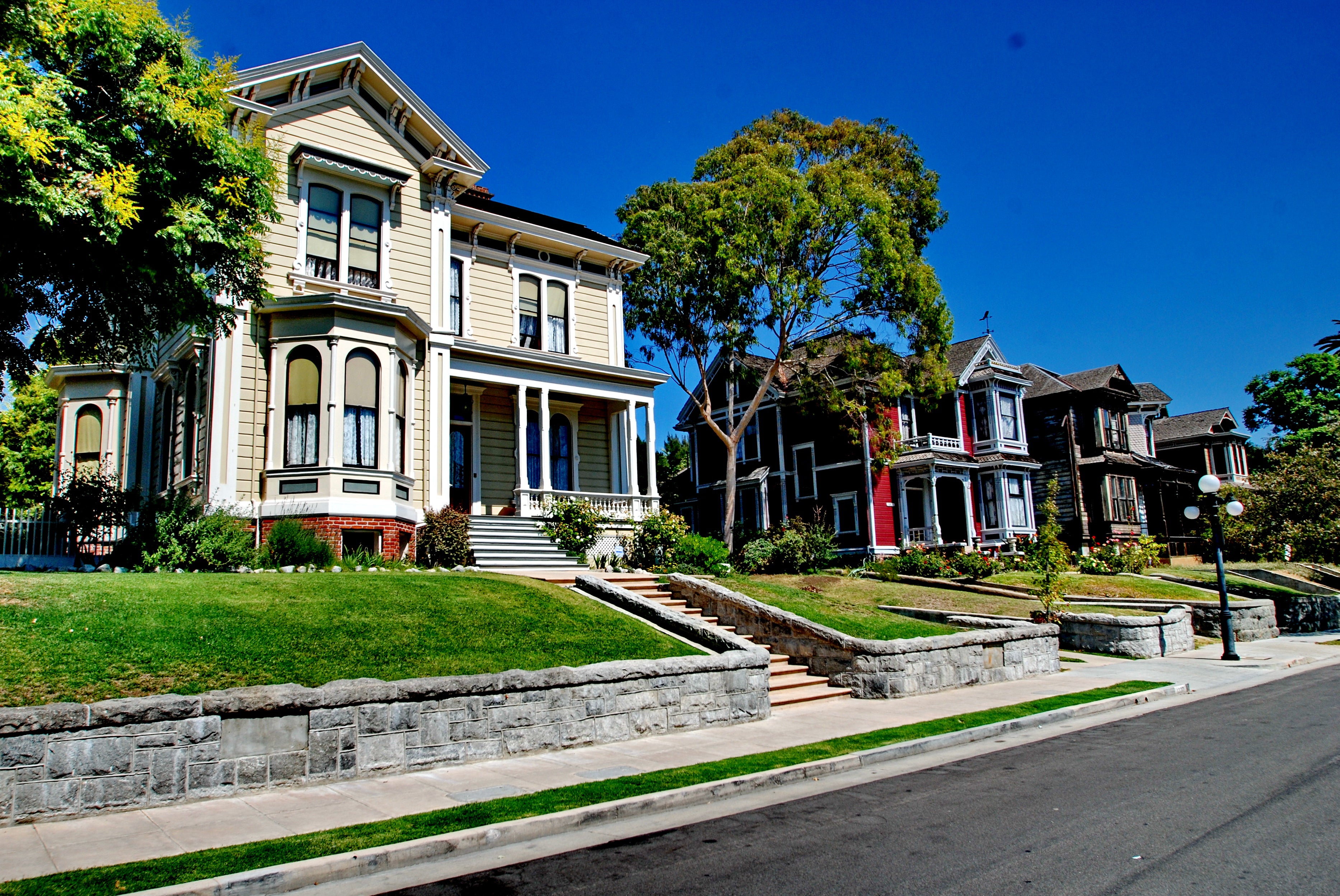 Victorian manors on Carroll Avenue
