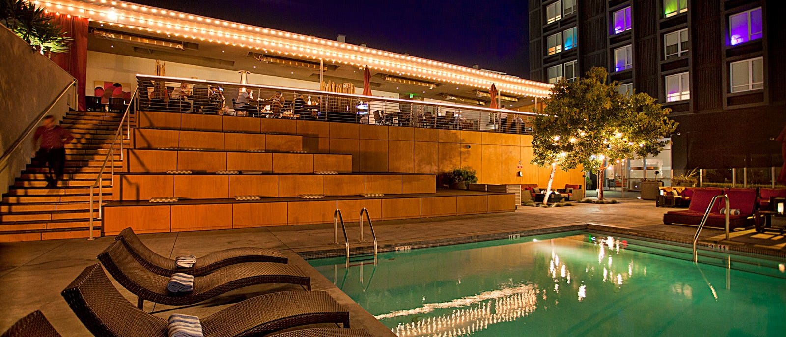 L.A.에서 가장 핫한 호텔 수영장들 | 로스앤젤레스관광청