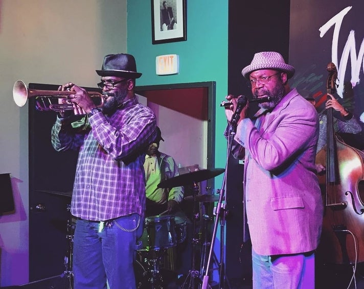 Rafiq (trumpet) and Sean “Doc” Johnson (piccolo) playing at The World Stage Thursday Jazz Jam Session | Instagram by @driftingonareed