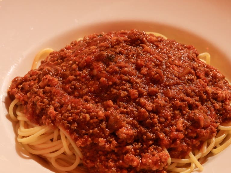 Dan Tana's Spaghetti with Meat Sauce   |  Photo: Yuri Hasegawa