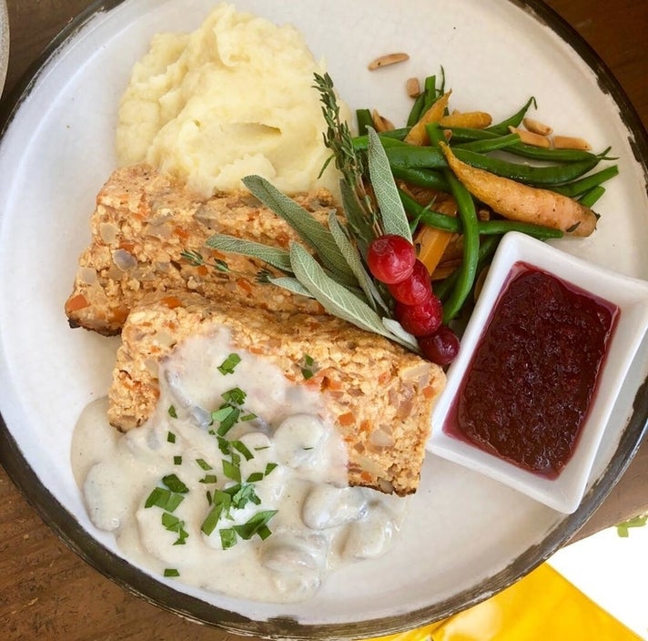 M Cafe Thanksgiving Tempeh Loaf