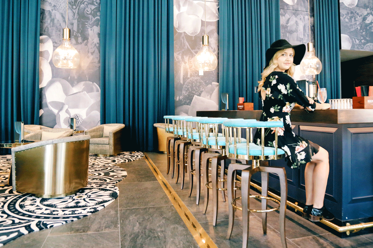 Hotel Indigo Lobby Bar