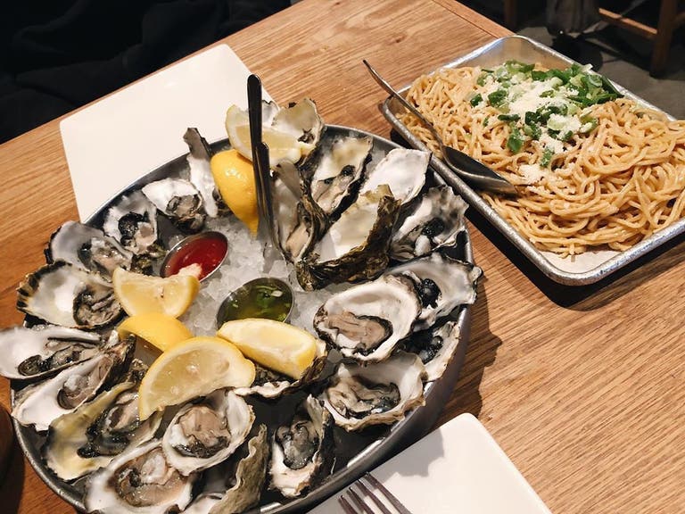 EMC Seafood & Raw Bar in Koreatown | Photo: @graceyourself_, Instagram