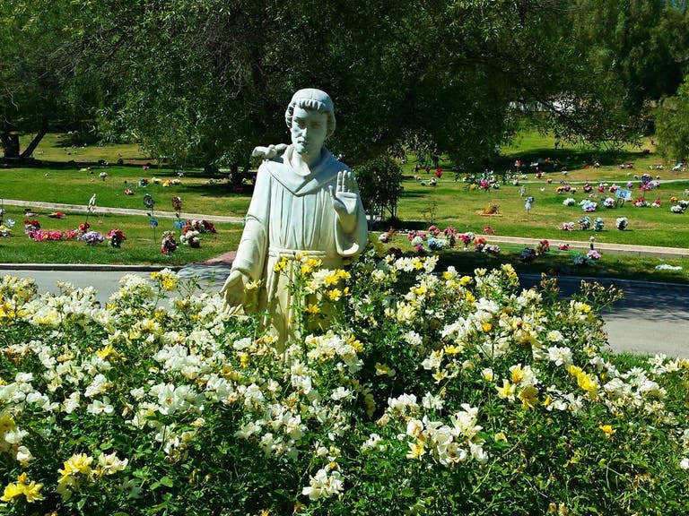 St. Francis of Assisi at Los Angeles Pet Memorial Park