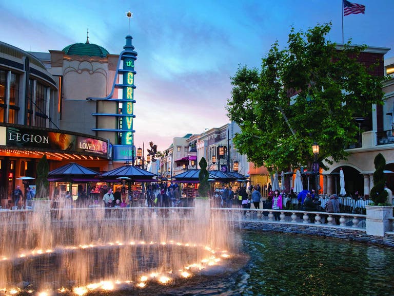 Fountain and Pacific Theatres at The Grove