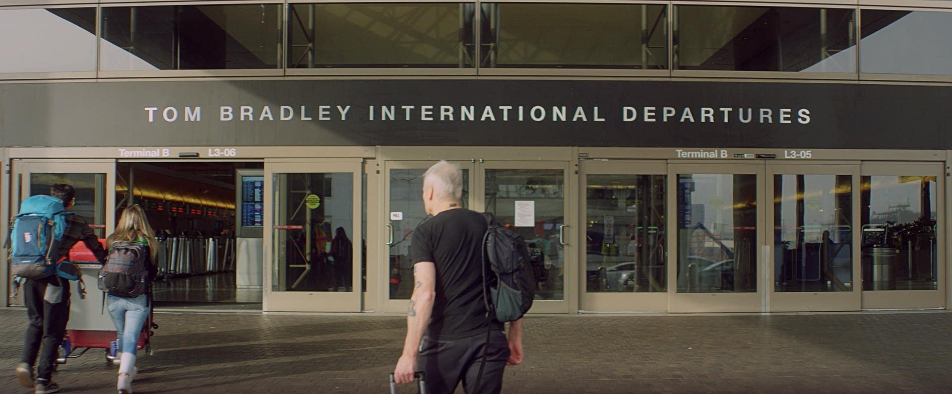 Henry Rollins arrives early at Tom Bradley International to fly out of LAX