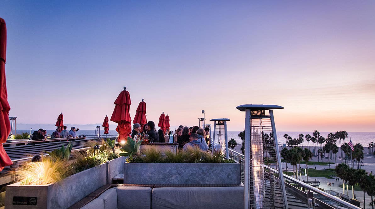 High Rooftop Lounge at Hotel Erwin