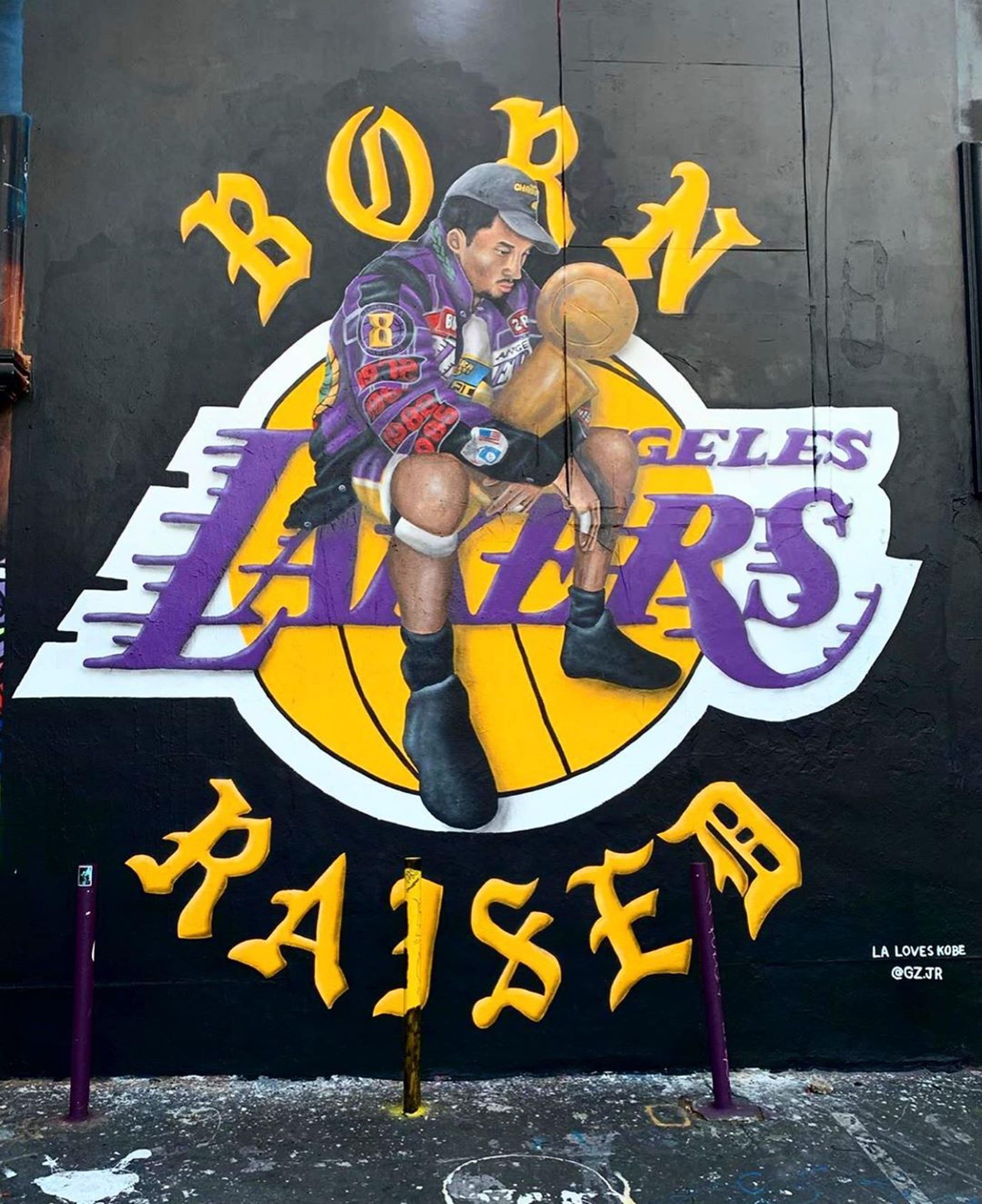 Kobe Bryant mural by @gz.jr and @bornxraised at Sportie LA on Melrose
