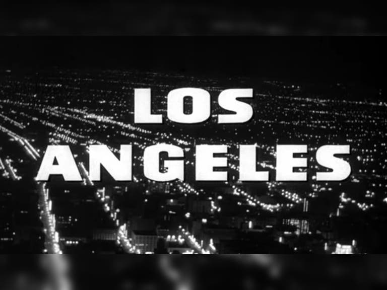 "Los Angeles Plays Itself" title card