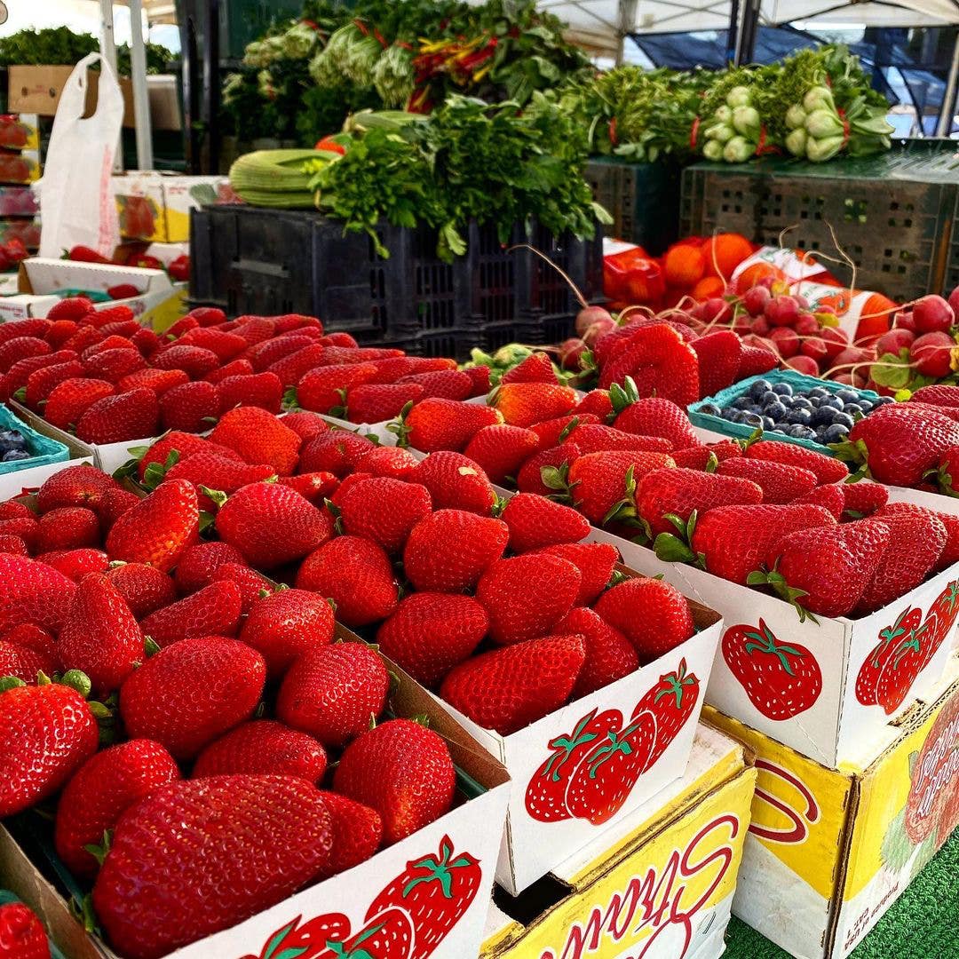 Strawberries at the Larchmont Village Farmers' Market