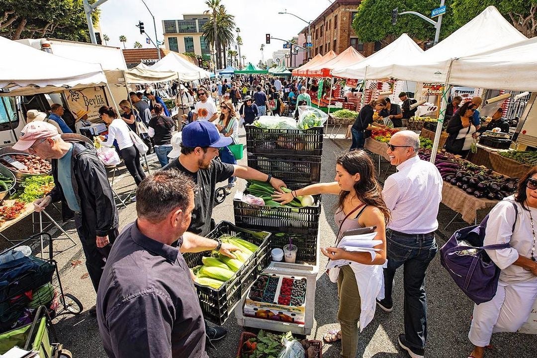 The Guide To Los Angeles Farmers Markets Discover Los Angeles