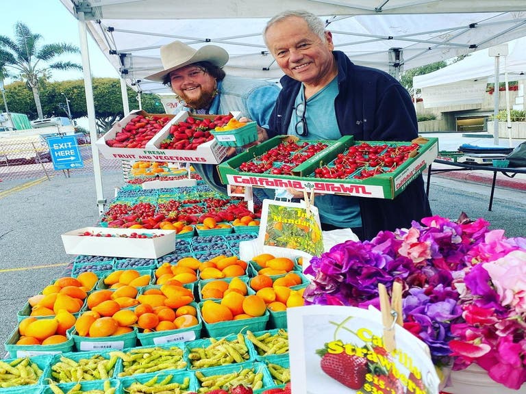 The Guide to Los Angeles Farmers Markets