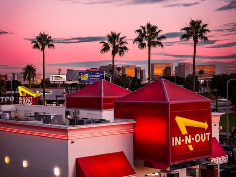 Sunset at the In-N-Out Burger at LAX