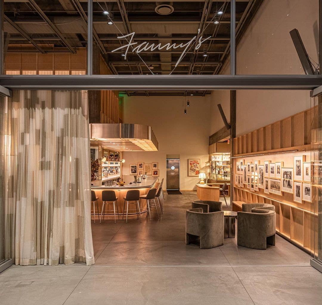 Fannys Restaurant Interior Museum Entrance 2022