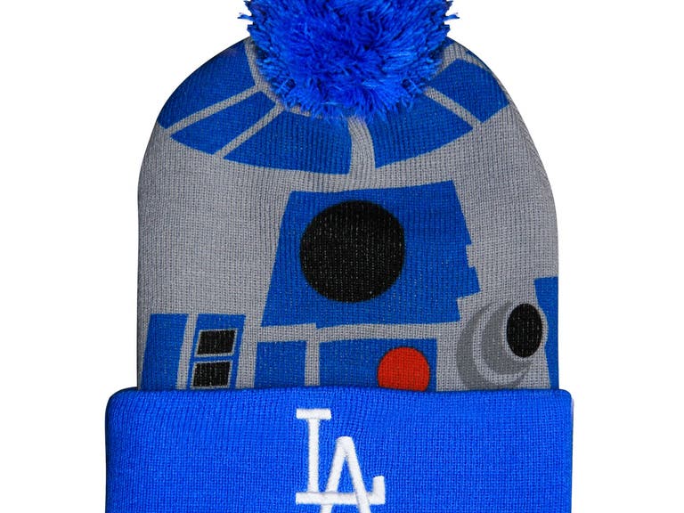 Dodgers R2-D2 / LA beanie Star Wars Day giveaway