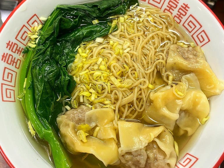 Wonton Noodles at Pearl River Deli in Chinatown