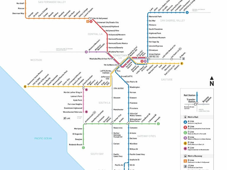2023 年地铁和公交车路线图