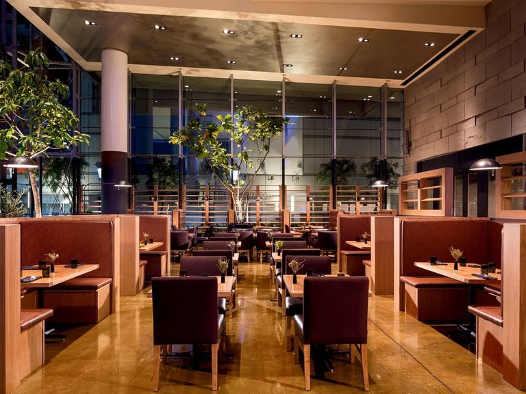 Glance Restaurant | Photo courtesy of The Ritz-Carlton, Los Angeles