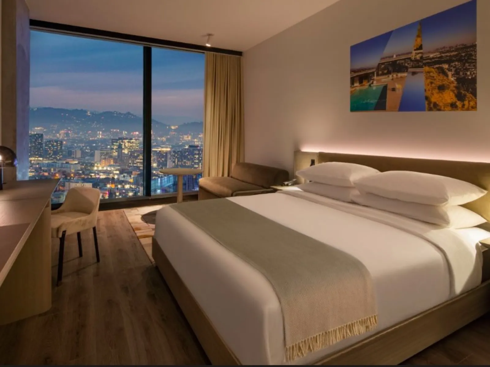 Downtown Los Angeles Escorts
