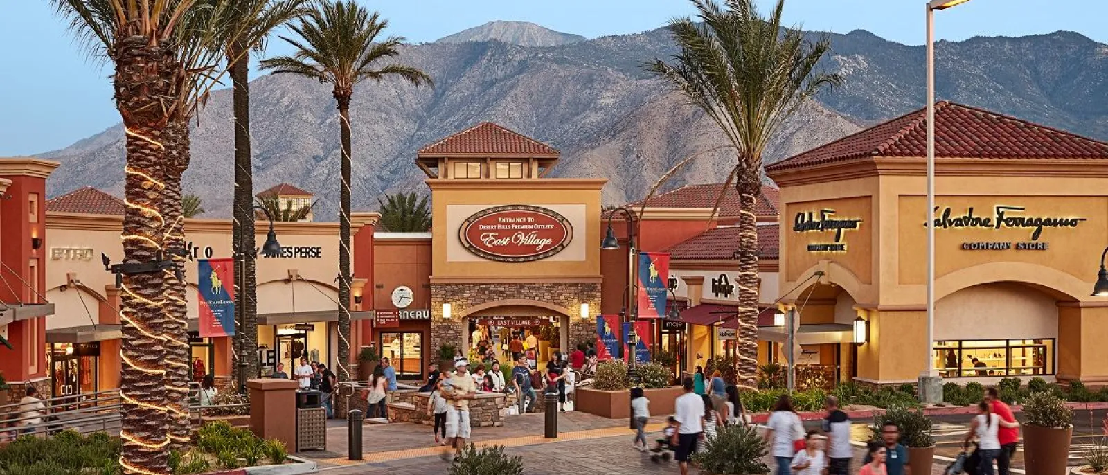 Outlet Shopping in Los Angeles 