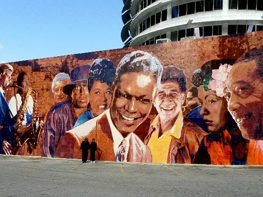 Restored “Hollywood Jazz” mural | Photo courtesy of Wikipedia