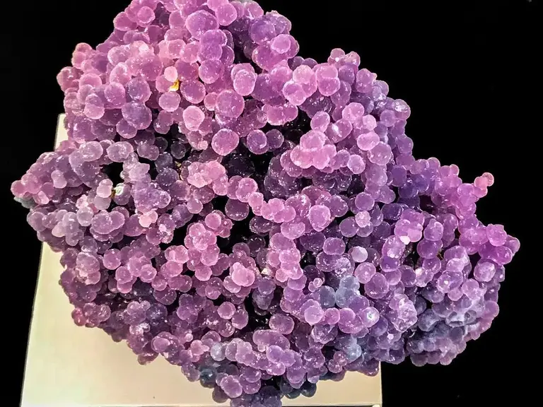 Grape Agate from Indonesia at the Natural History Museum