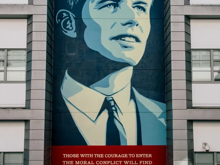 Robert F. Kennedy by Shepard Fairey | Photo: Obey Giant