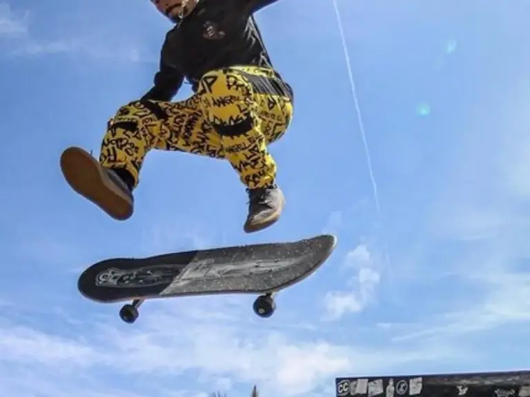 Skateboarder catching air at Westchester Skate Park
