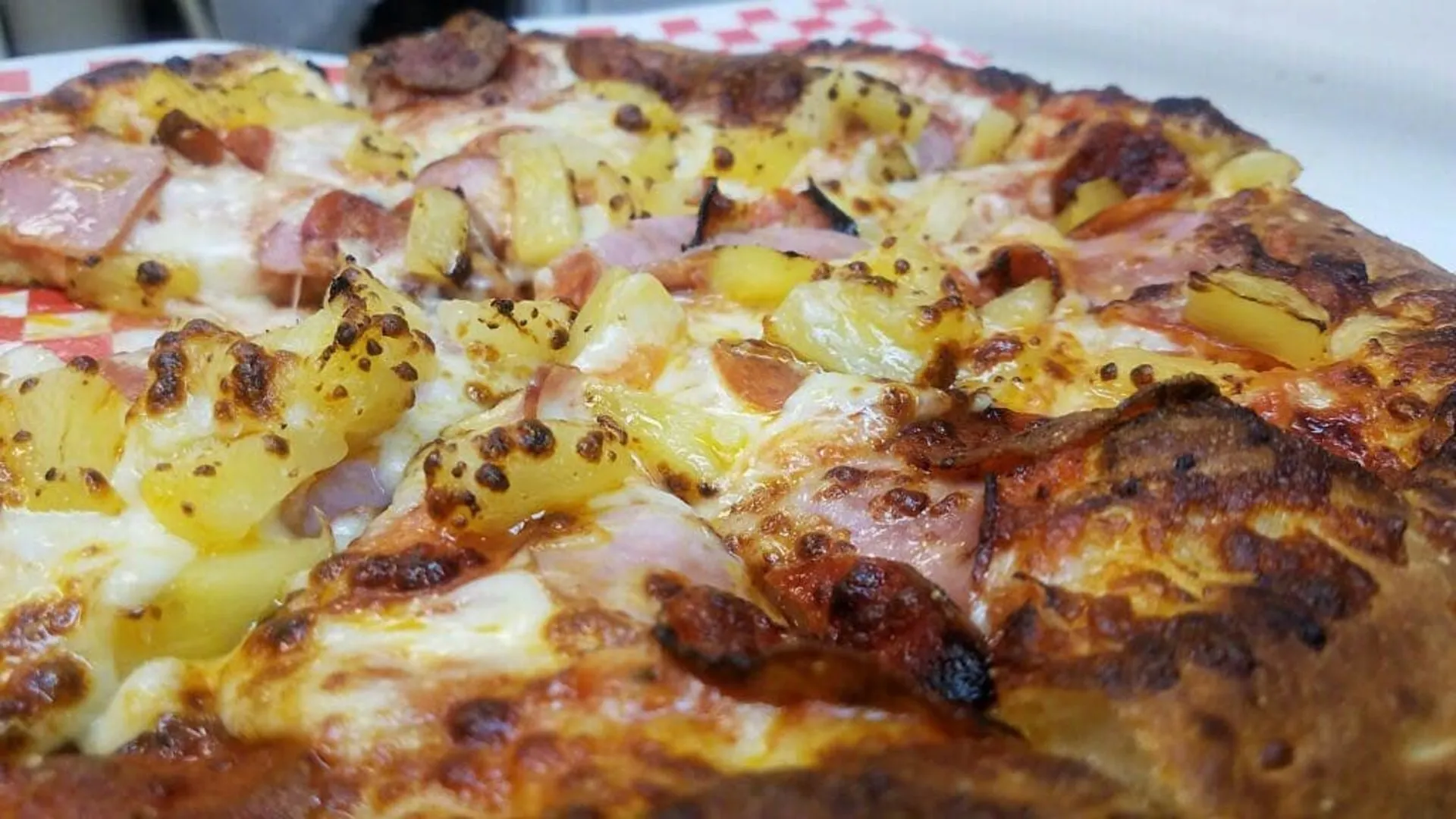 California Hot Wings and Pizza