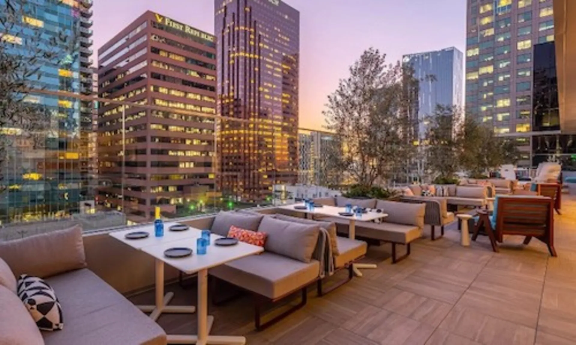 The Rooftop at the Wayfarer DTLA