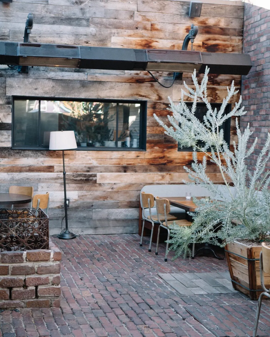 The patio at Gjelina on Abbot Kinney in Venice