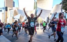 LA Marathon runners pass Walt Disney Concert Hall